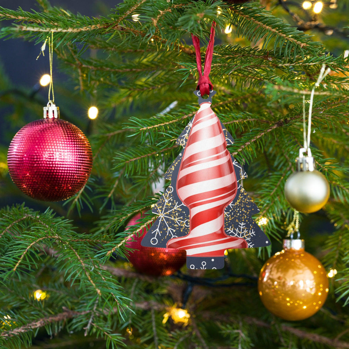Peppermint Plug (Ornament/Fridge Magnet)-Wood Ornament-Swish Embassy